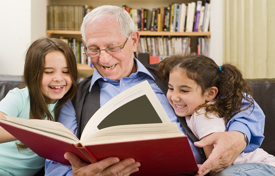 How to teach any topic to the elderly?